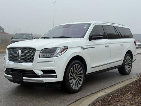 Used 2020 Lincoln Navigator L Reserve w/ Luxury Package image 11