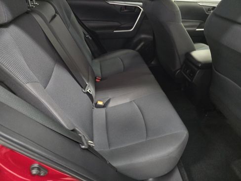 Certified 2022 Toyota RAV4 LE image 19