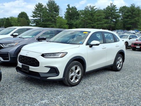 Used 2023 Honda HR-V LX image 1