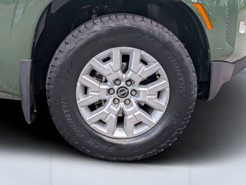 Used 2022 Nissan Frontier SV AWD/4WD image 10