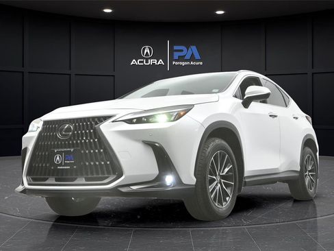 Used 2025 Lexus NX 250 AWD w/ Accessory Package (2T) image 29