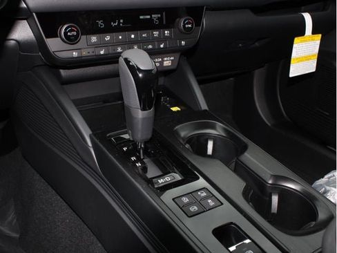 New 2026 Subaru Outback Limited AWD/4WD image 36