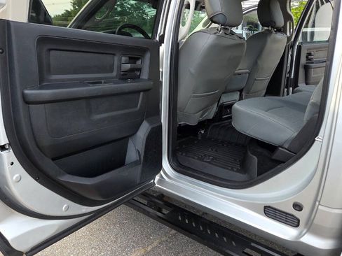 Used 2013 RAM 2500 Tradesman w/ Chrome Appearance Group AWD/4WD image 26
