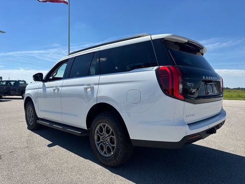 New 2026 Ford Expedition Active RWD image 4