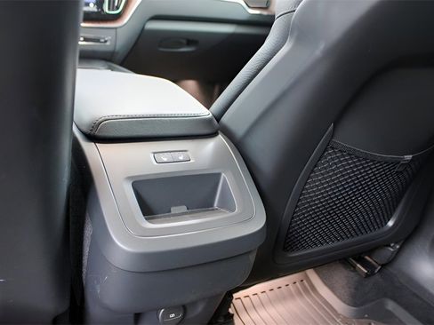 Certified 2024 Volvo XC60 B5 Plus w/ Climate Package image 12