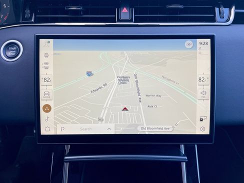 Certified 2024 Land Rover Range Rover Evoque Dynamic SE image 27