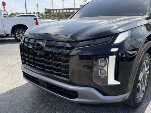 Used 2024 Hyundai Palisade Limited AWD/4WD image 10
