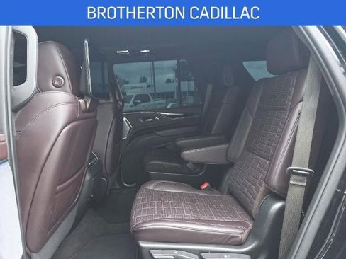 Certified 2024 Cadillac Escalade Sport Platinum w/ Heavy-Duty Trailer Package AWD/4WD image 10
