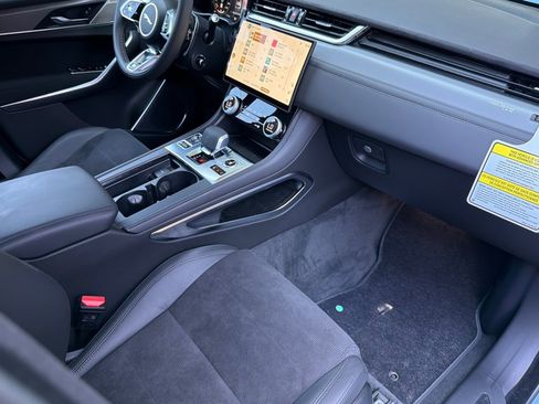 New 2026 Jaguar F-PACE SVR 575 Edition AWD/4WD image 28