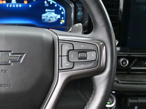 Used 2022 Chevrolet Silverado 1500 ZR2 w/ Technology Package image 16