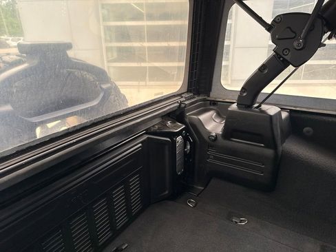 Used 2018 Jeep Wrangler Unlimited Sport AWD/4WD image 44