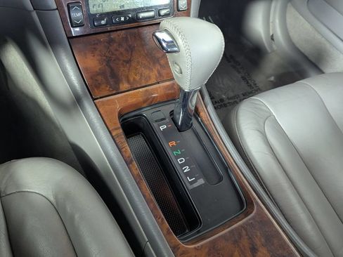 Used 2003 Toyota Avalon XLS FWD image 17