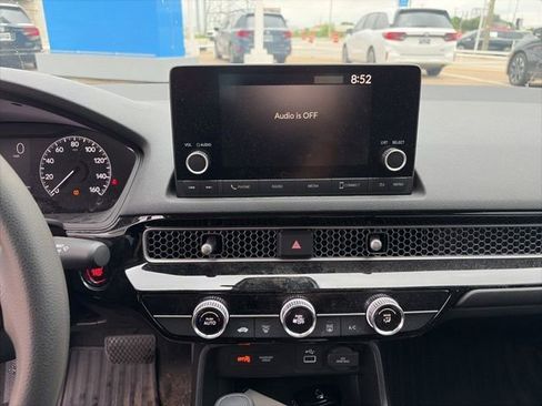 Used 2023 Honda Civic LX image 11