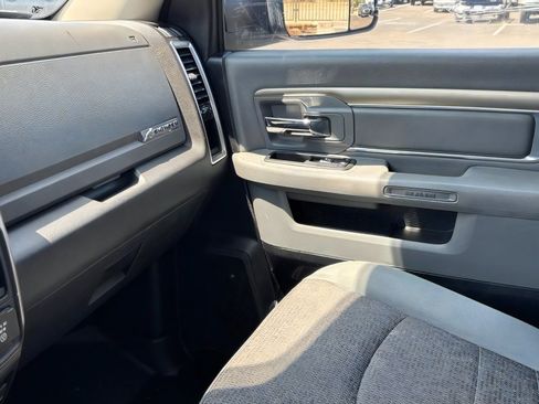 Used 2017 RAM 2500 Big Horn AWD/4WD image 18