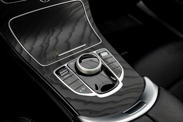 Used 2017 Mercedes-Benz C 300 Sedan image 23