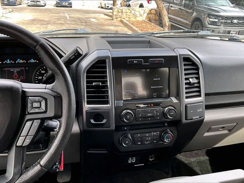 Used 2016 Ford F150 XLT w/ Equipment Group 302A Luxury image 7