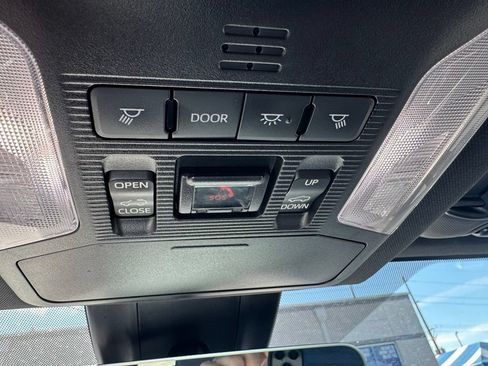 Used 2022 Toyota RAV4 XSE AWD/4WD image 16