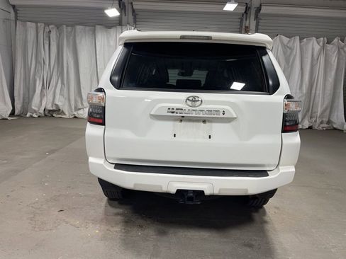 Used 2024 Toyota 4Runner SR5 image 6