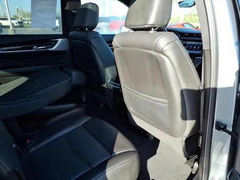 Used 2024 Cadillac XT6 Premium Luxury w/ Technology Package AWD/4WD image 21