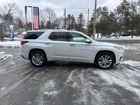 Used 2018 Chevrolet Traverse High Country image 5