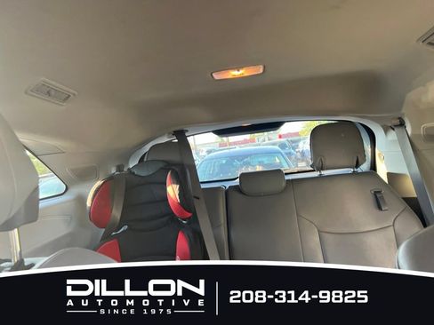Used 2024 Toyota Sienna Limited AWD/4WD image 10