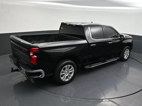 Used 2024 Chevrolet Silverado 1500 LTZ RWD image 19
