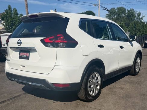 Used 2018 Nissan Rogue S FWD image 10