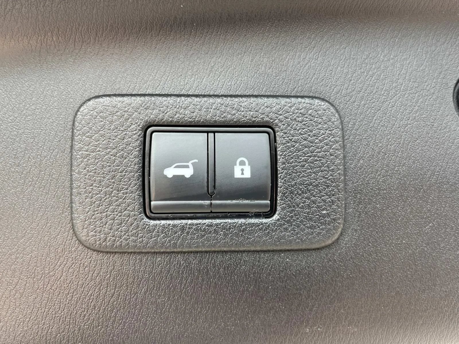 Used 2023 Nissan Armada SL RWD image 26
