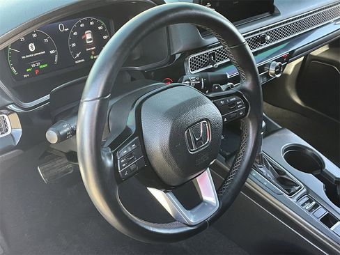 Used 2025 Honda Civic Sport image 35