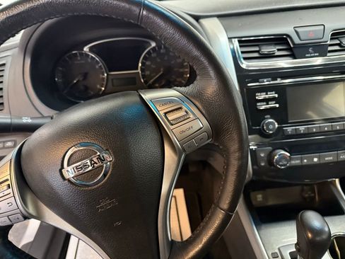 Used 2015 Nissan Altima 2.5 SL image 22