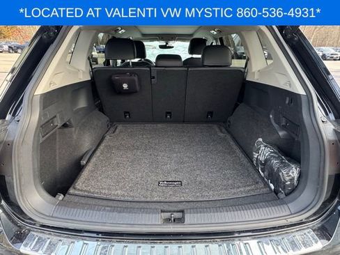 Certified 2021 Volkswagen Tiguan SE w/ Panoramic Sunroof Package image 18