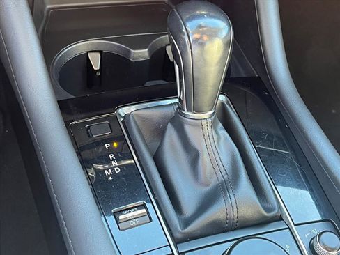 Used 2021 MAZDA MAZDA3 s image 15