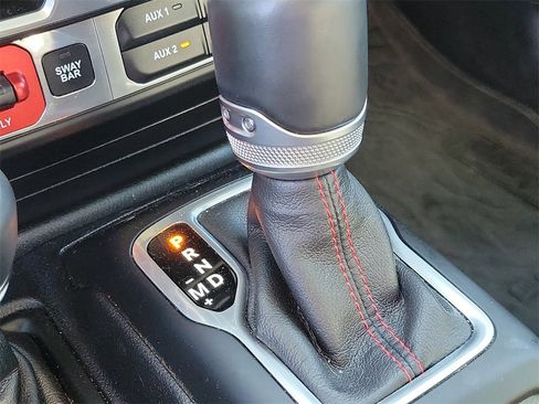 Used 2018 Jeep Wrangler Unlimited Rubicon image 29