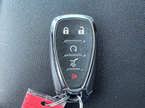 Used 2022 Chevrolet Equinox LT image 29