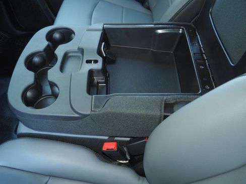 New 2026 RAM 2500 Tradesman w/ Chrome Appearance Group image 18