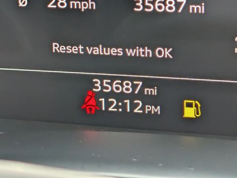 Used 2023 Audi Q8 Premium AWD/4WD image 26