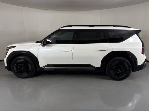 Used 2024 Kia EV9 GT-Line AWD/4WD image 5
