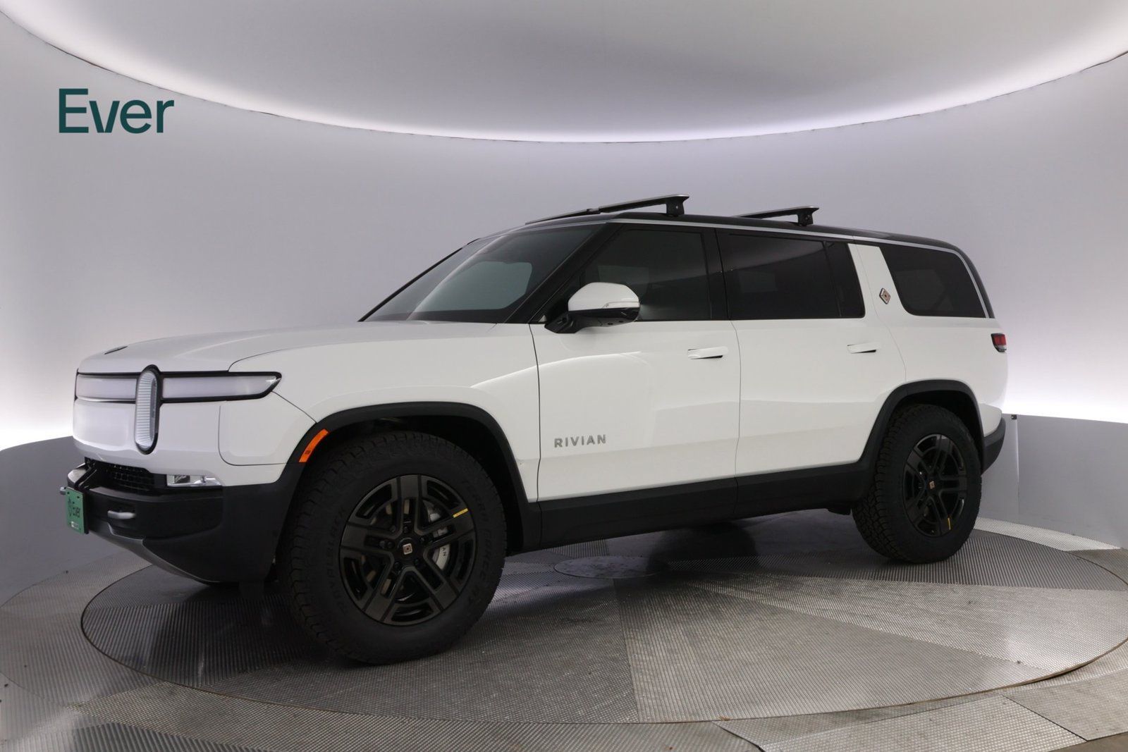 Used 2023 Rivian R1S Adventure Dual AWD/4WD image 18