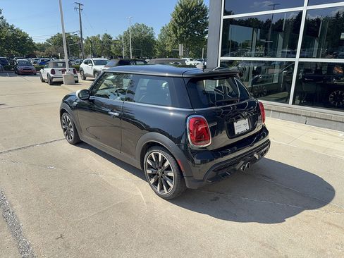 Used 2024 MINI Cooper S FWD image 3