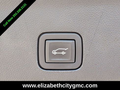 Used 2023 Chevrolet Suburban Premier RWD image 14