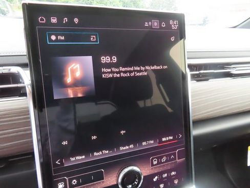 Used 2025 GMC Sierra EV Denali AWD/4WD image 27