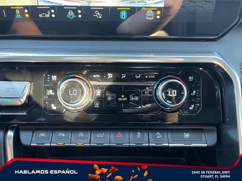 Used 2023 GMC Sierra 1500 Denali w/ Denali Reserve Package AWD/4WD image 27