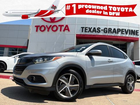 Used 2022 Honda HR-V EX image 1