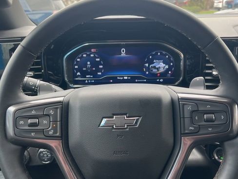 Used 2025 Chevrolet Silverado 1500 ZR2 image 35