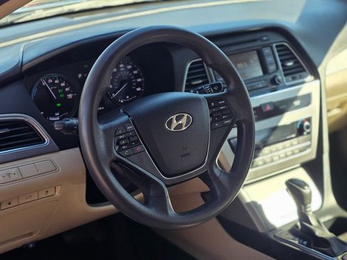 Used 2016 Hyundai Sonata SE image 20