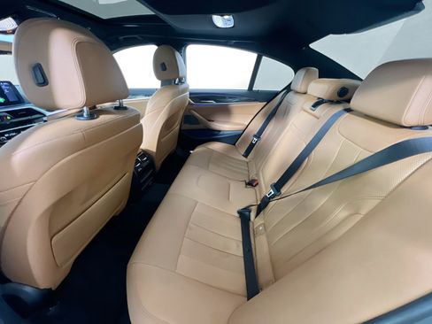 Used 2022 BMW 530i w/ M Sport Package RWD image 25