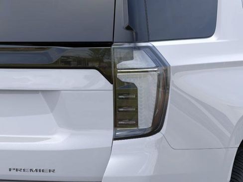 New 2026 Chevrolet Tahoe Premier AWD/4WD image 11