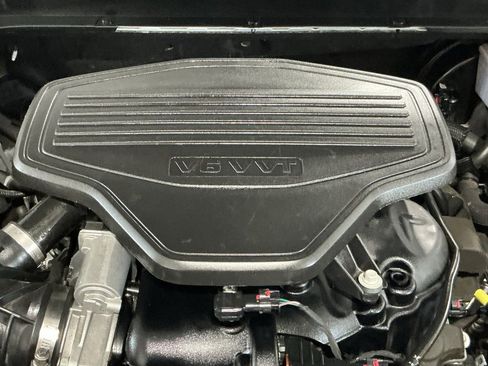 Used 2023 GMC Acadia AT4 w/ Technology Package image 44