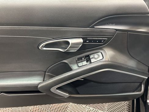 Used 2012 Porsche 911 Carrera S image 19