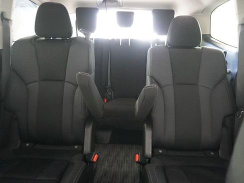 Certified 2025 Subaru Ascent Premium AWD/4WD image 28